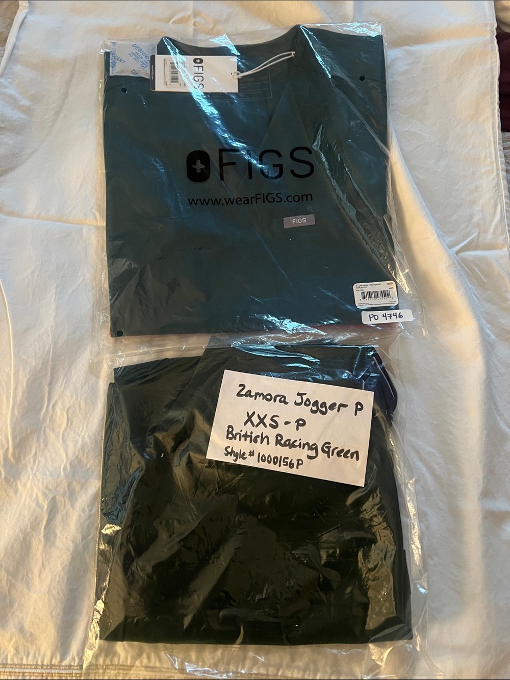 Figs British Racing Green Scrub Set Catarina Scrub Top XXS & Zamora Jogger XXSp